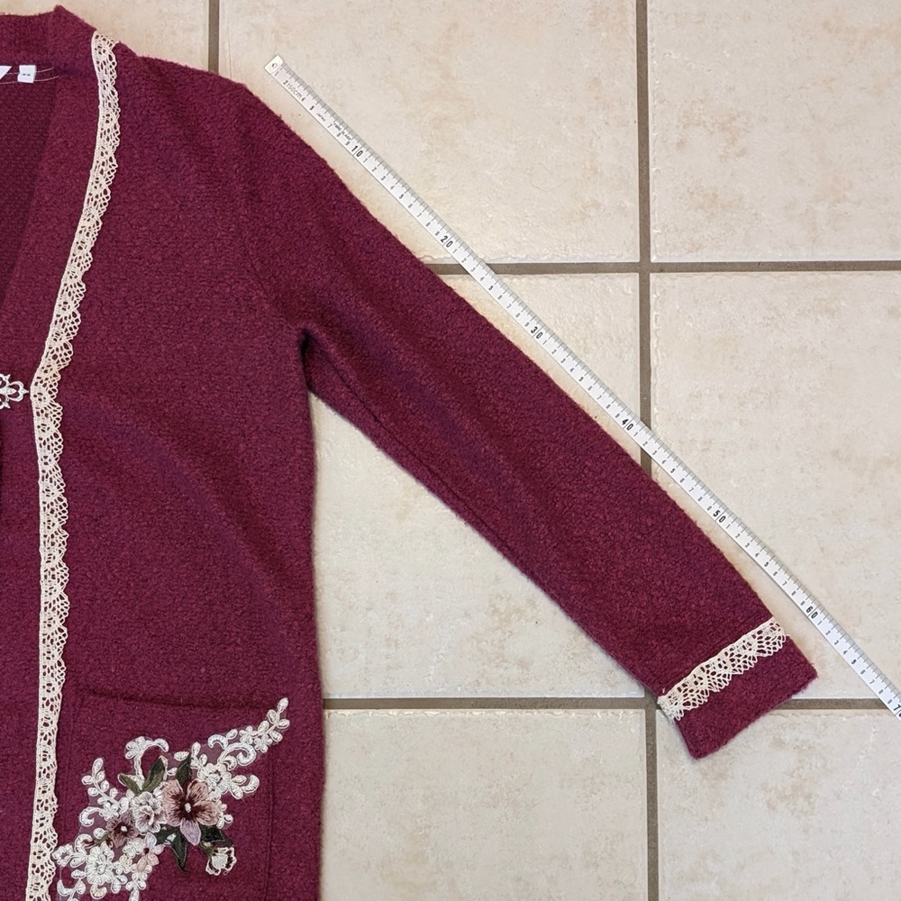 Vintage Cottagecore Reitmans Whimsigoth Floral Embroidered Grandma Sweater Pink - Picture 13 of 15